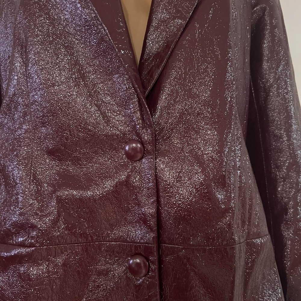 LNA Faux-leather crinkle jacket in wine - Picture 7 of 15